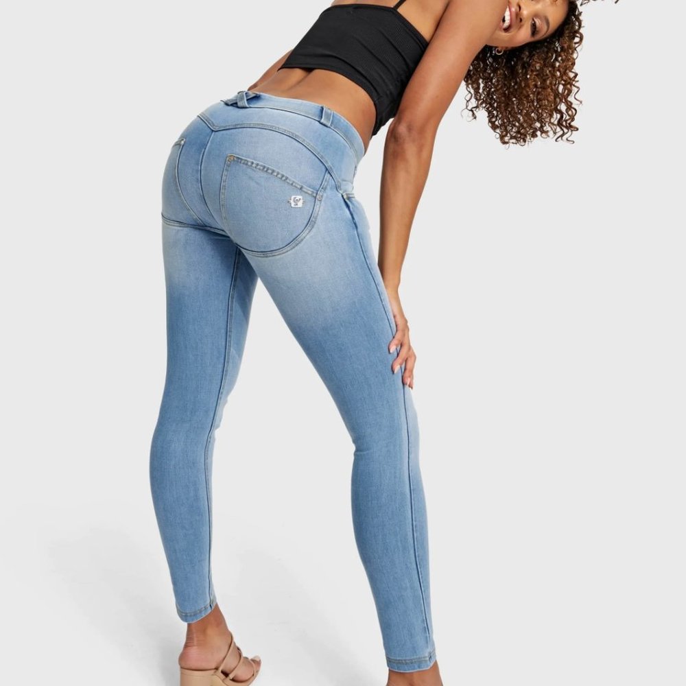 Famous Freddy WR.UP Snug Jeans, Mid Rise Full Length, New w/ Tags- Sz S, SlimFit